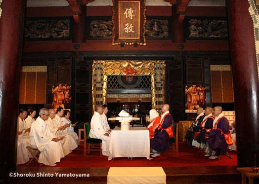 「第33回大和山献油式」根本中堂（中陣）